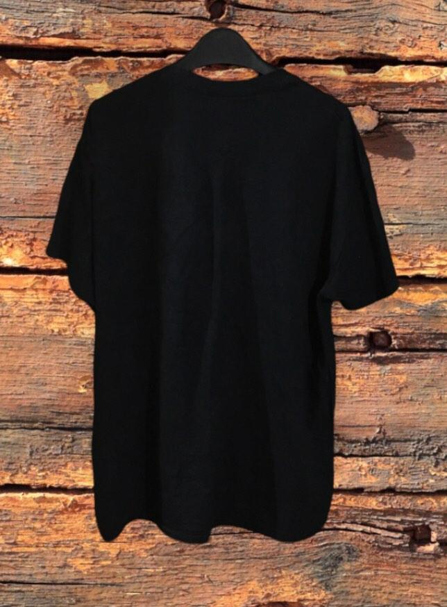 Plain black gildan t shirt shop