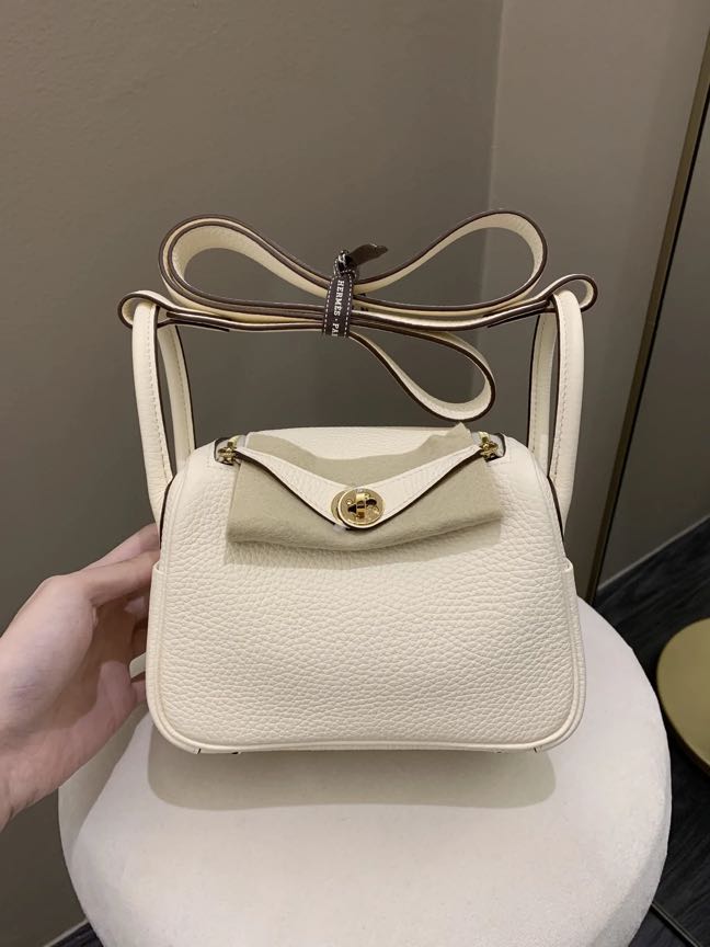 Hermes Mini Lindy Nata Clemence GHW, Luxury, Bags & Wallets on Carousell