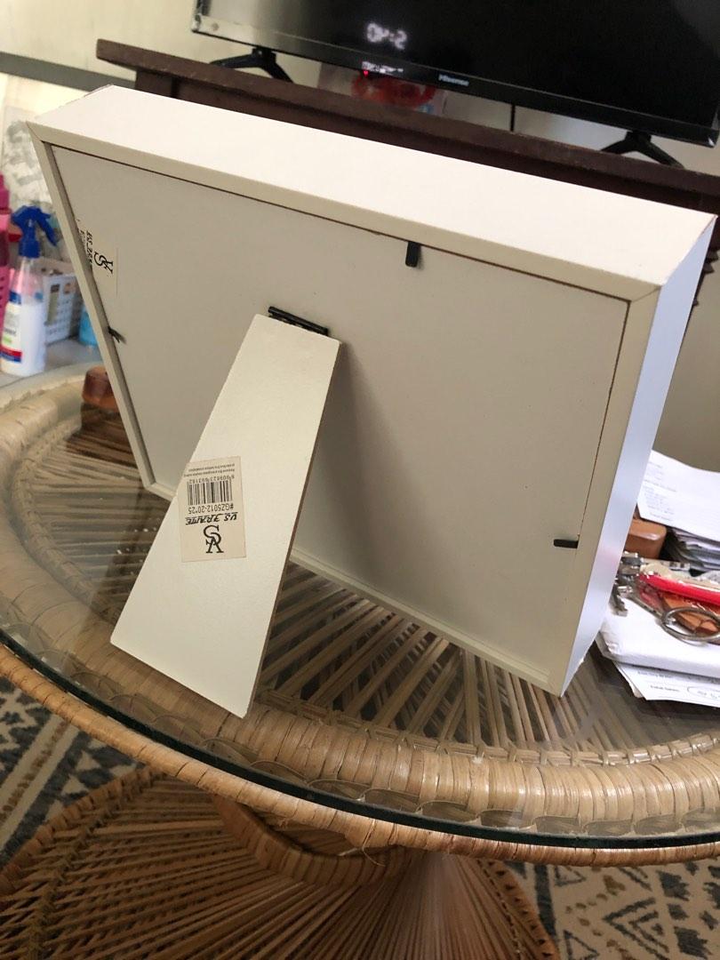 Picture frame -20x25cm (Category: Frames & Pictures) located in Cebu City. Submitted by adon3s (Listing ID 1183345058, Image 3). Description: Hollow Shadow Wooden Art Box With Stand And Wooden Plant Specimen Frame - Mini Multifunctional -20x25cm.