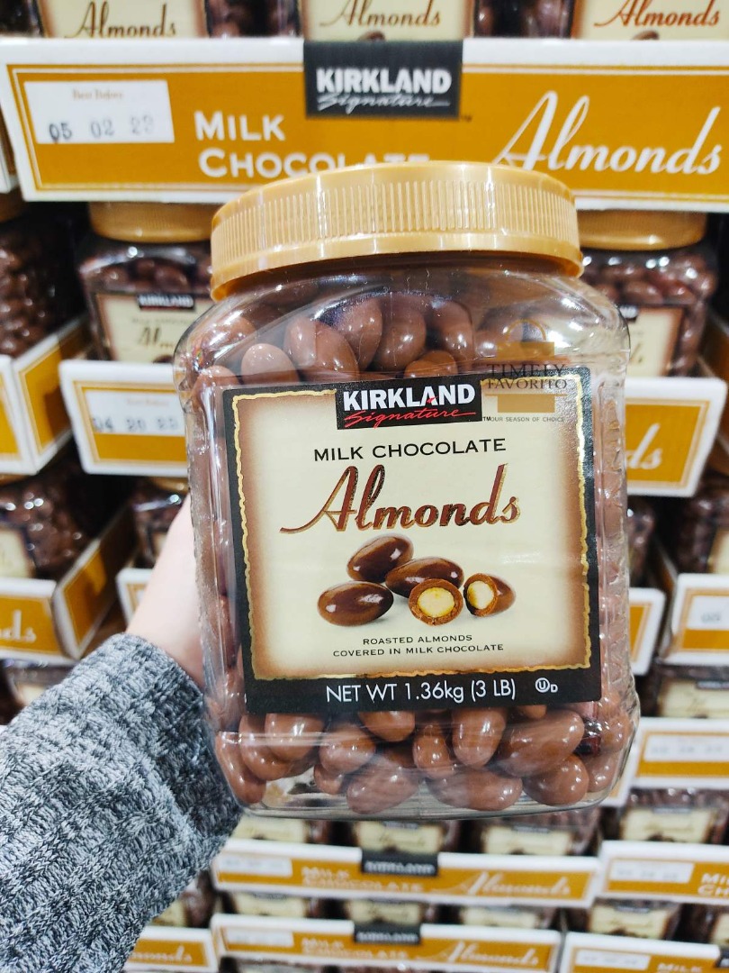 Kirkland Signature Milk Chocolate Almonds 1.36kg, Food & Drinks