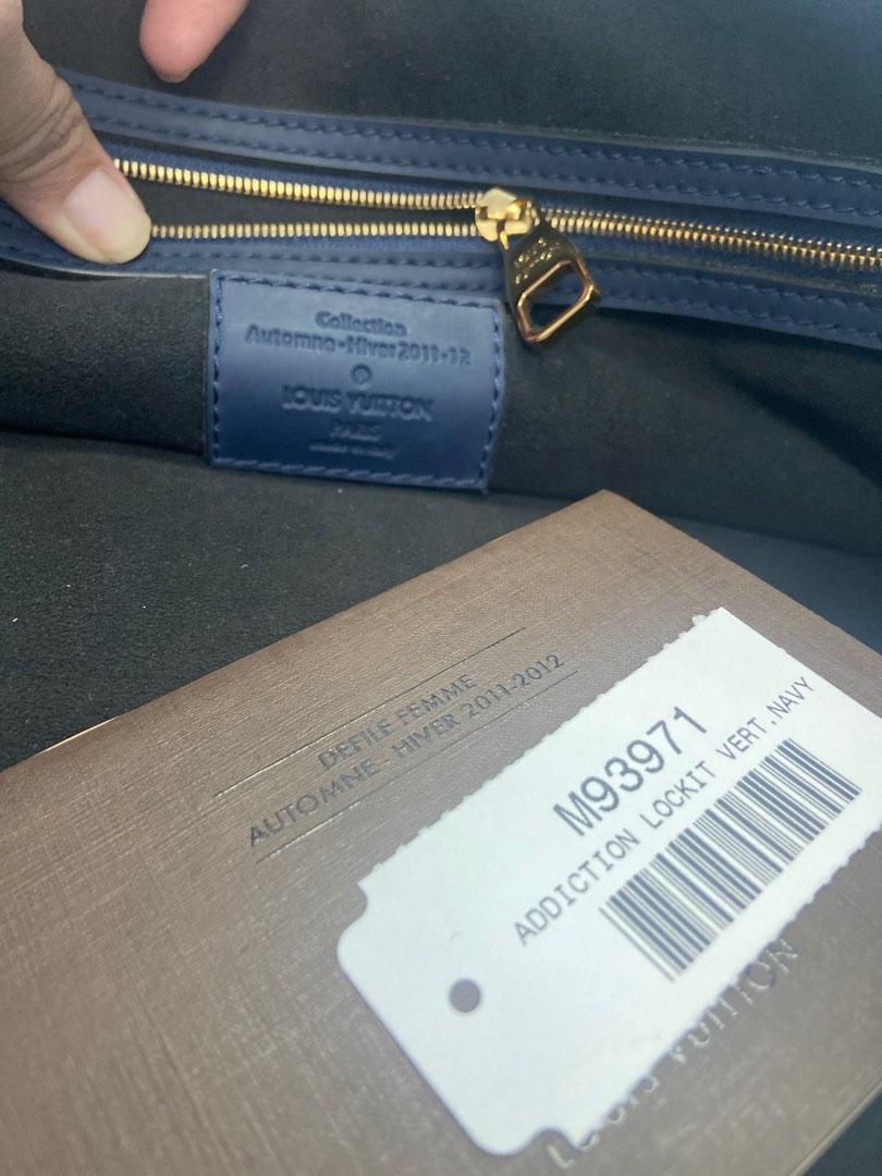 Louis Vuitton M93971 Addiction Lock It Vertical Bleu Marine Runway Bag,  Luxury, Bags & Wallets on Carousell