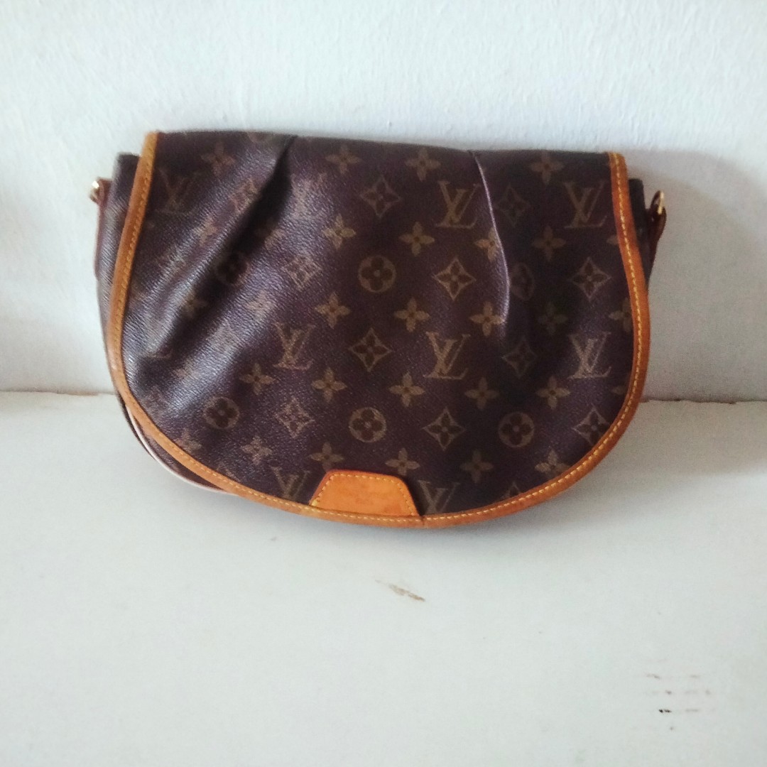 Beg sling lv hotsell