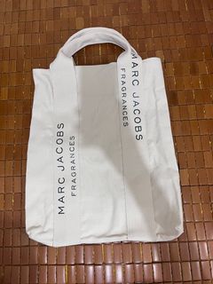 （分類：）位於 。 由 alicengc 提交（商品編號 1183427763，圖片 1）。簡介： 。