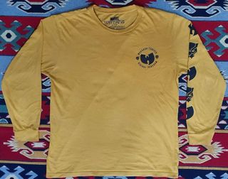 (Category: ) located in . Submitted by rawthentic.thrift (Listing ID 1183356582, Image 1). Description: .