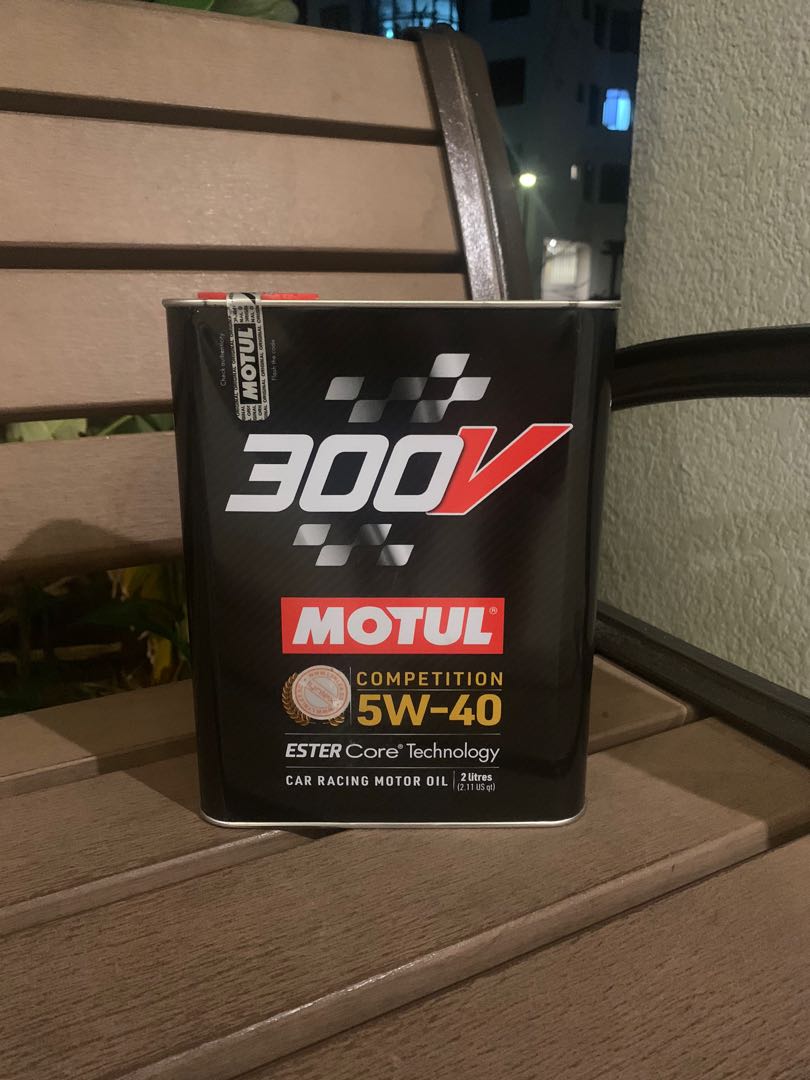 Motul 300V 5W40, Car Accessories, Accessories on Carousell