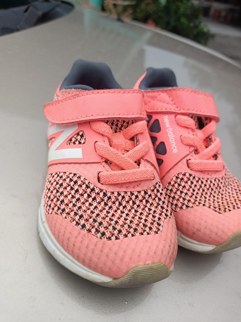 Latest new balance sneakers hotsell 218
