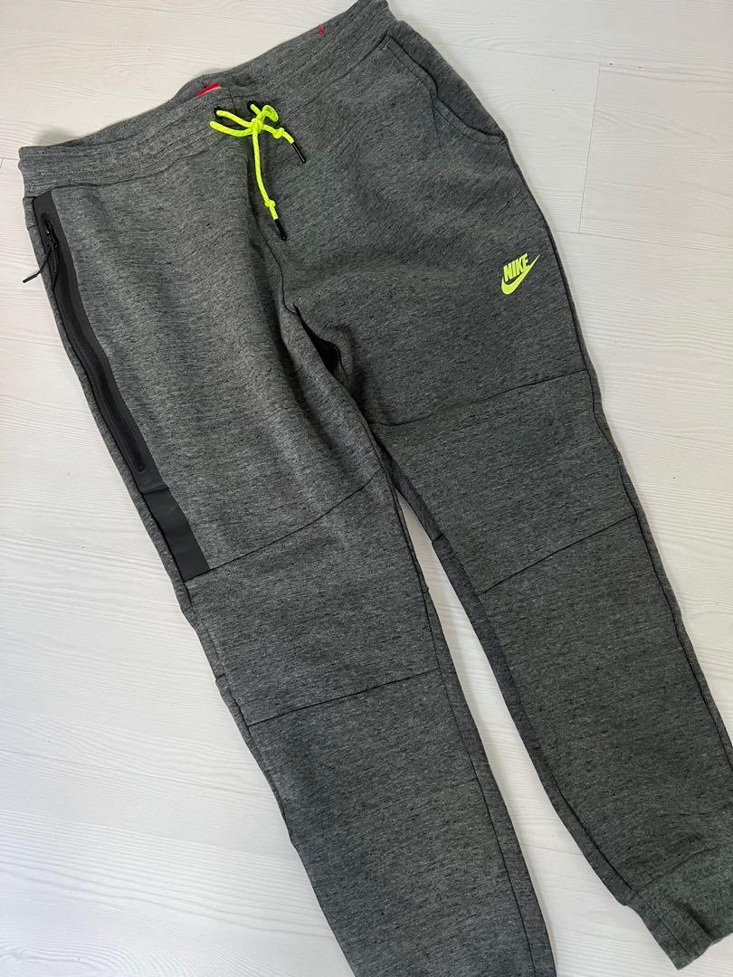 mens nike joggers gray