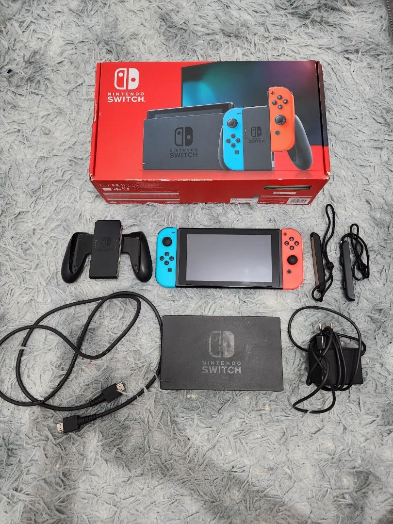 Nintendo switch sale v2 used
