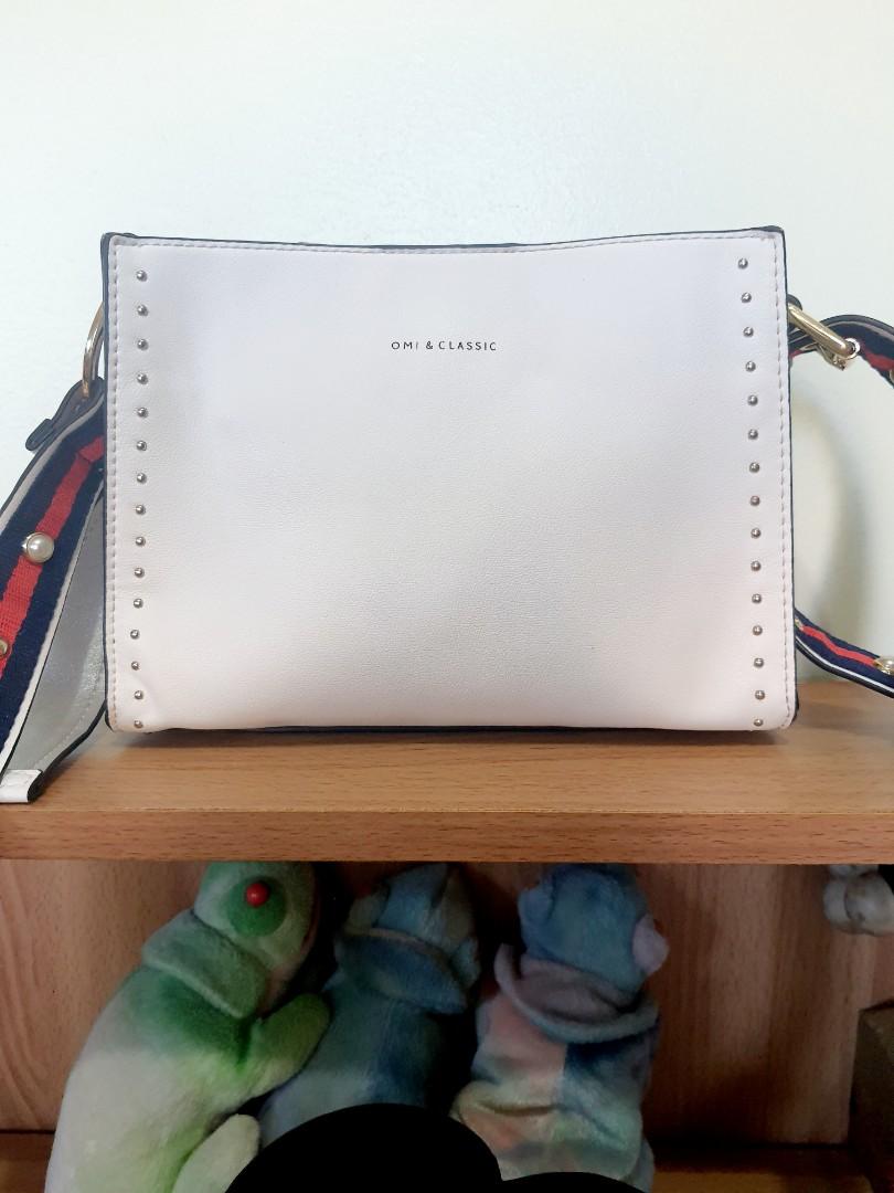 Omi & classic bag store