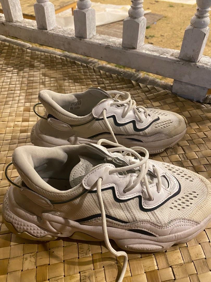 Ozweego original adidas store