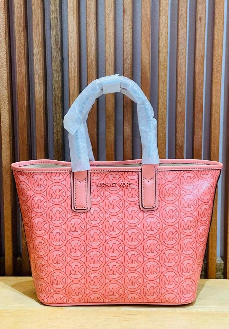 💯ORIGINAL MICHAEL KORS SMALL JODIE (Category: Luxury Bags & Wallets) located in Quezon City. Submitted by ashongsstore (Listing ID 1183336633, Image 3). Description: 〽️MICHAEL K0RS〽️ 🇵🇭ONHAND🇵🇭 SMALL JODIE PHP4990 each ‼️Please look at our pictures as that is exactly what you are purchasing‼️ 💯GUARANTEED ORIGINAL AND AUTHENTIC or TRIPLE YOUR MONEY BACK! Not REPLICA, OEM, TOP GRADE QUALITY, AUTHENTIC QUALITY or Any other Terms to DENOTE FAKE