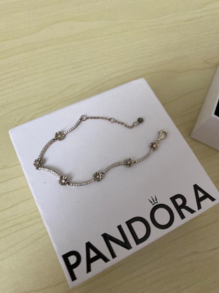 Daisy bracelet hotsell pandora