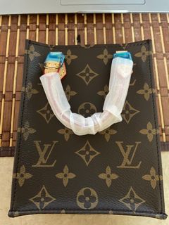 (Category: ) located in . Submitted by nika44 (Listing ID 1183457344, Image 1). Description: .