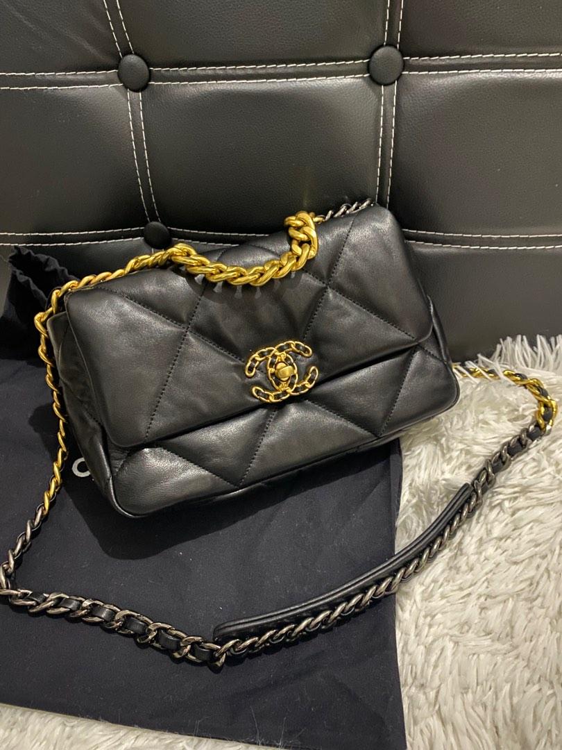 RUSH SALE‼️ Chanel C19 Black RARE Tri color Sling - GOLD, Silver & Vintage,  Women's Fashion, Bags & Wallets, Cross-body Bags on Carousell