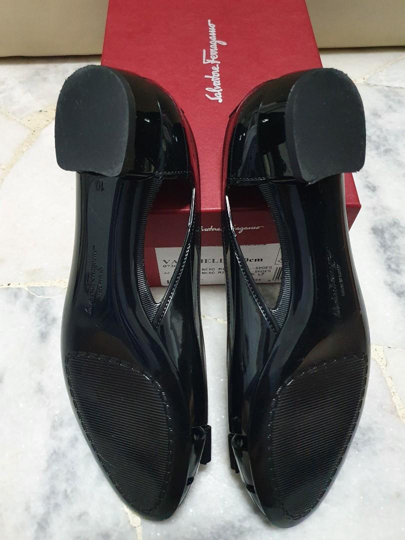 ferragamo vara jelly