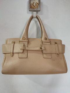 Samantha Thavasa Cream Genuine Leather Handbag