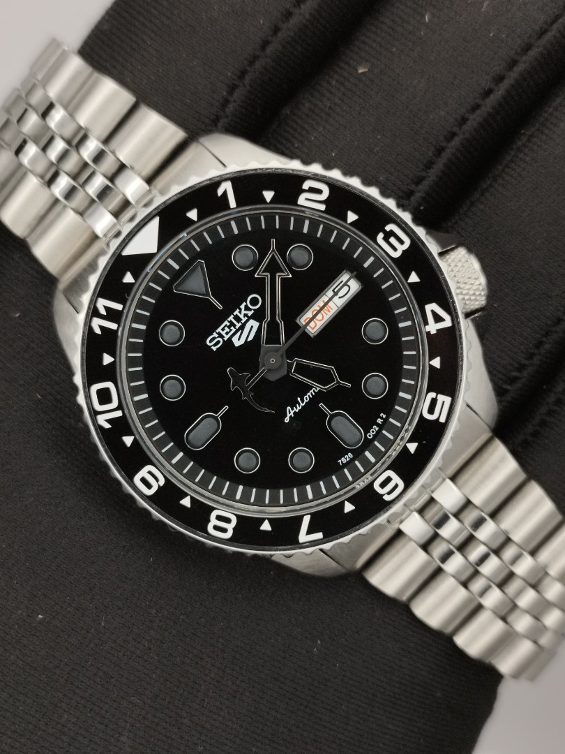 Seiko divers skx homage, Men's Fashion, Watches & Accessories, Watches on  Carousell