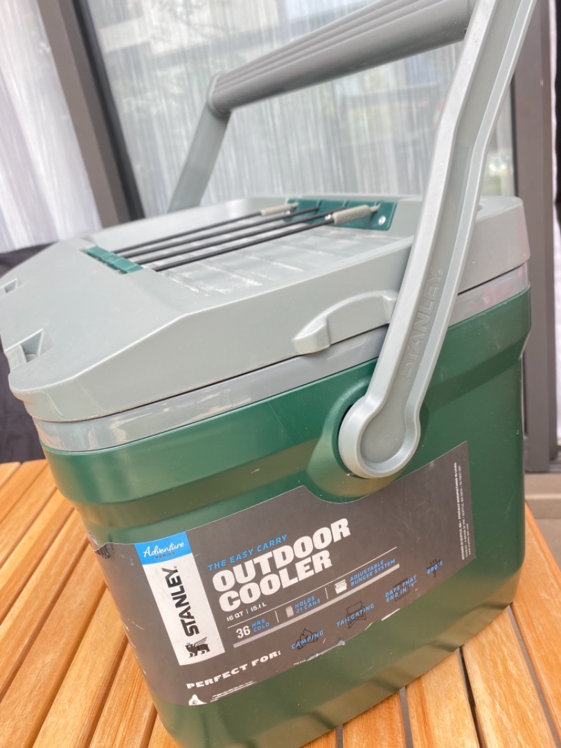 Stanley The Easy Carry Outdoor Cooler 15.1L Green - Stanley The Easy Carry  Outdoor Cooler 15.1L Green
