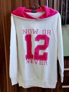 Take it all 3 pcs hooded sweatshirt dan sweater only 125rb IDR