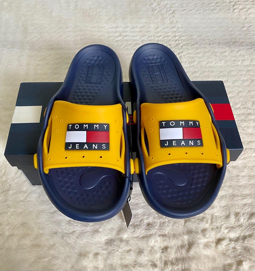 Tommy Jeans Heritage Slides, Men's Fashion, Footwear, Slippers u0026 Slides on  Carousell