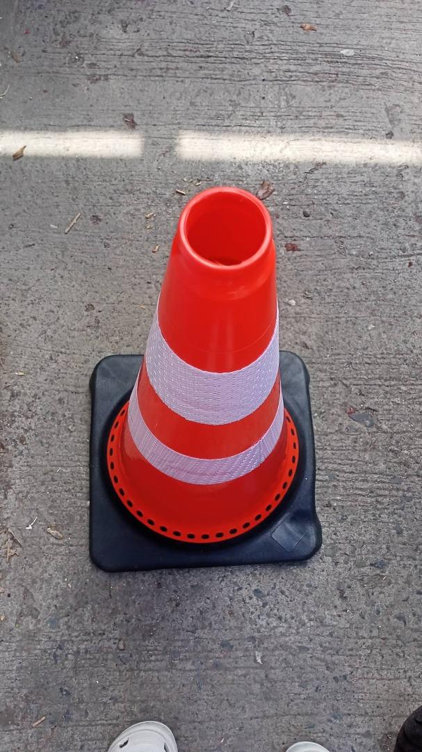 Traffic cone rubberized, Commercial & Industrial, Construction ...