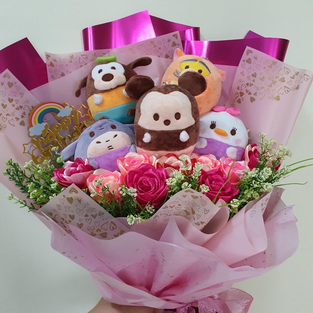 Tsum Tsum Ufufy Flower Bouquet, Hobbies & Toys, Stationery & Craft
