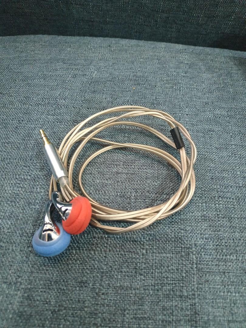 Monk earphones hot sale