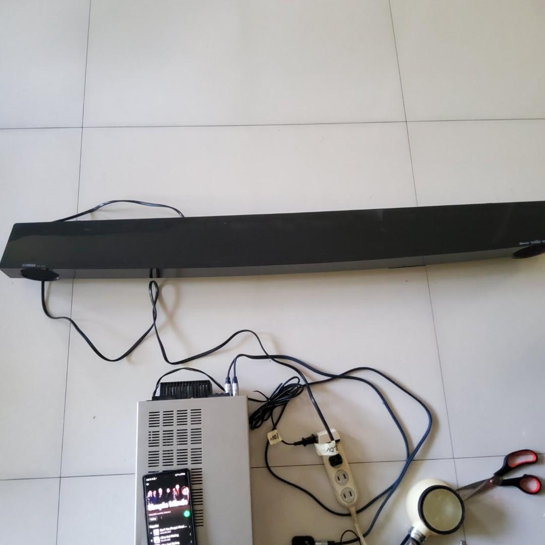 YAMAHA SOUNDBAR ATS 1520 BLUETOOTH SPEAKER. CAME FROM USA. 120 VOLTS
