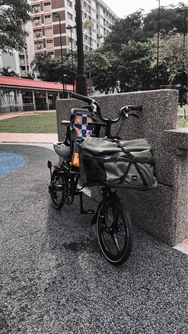 Zeed 28l bag, Sports Equipment, Bicycles & Parts, Parts & Accessories