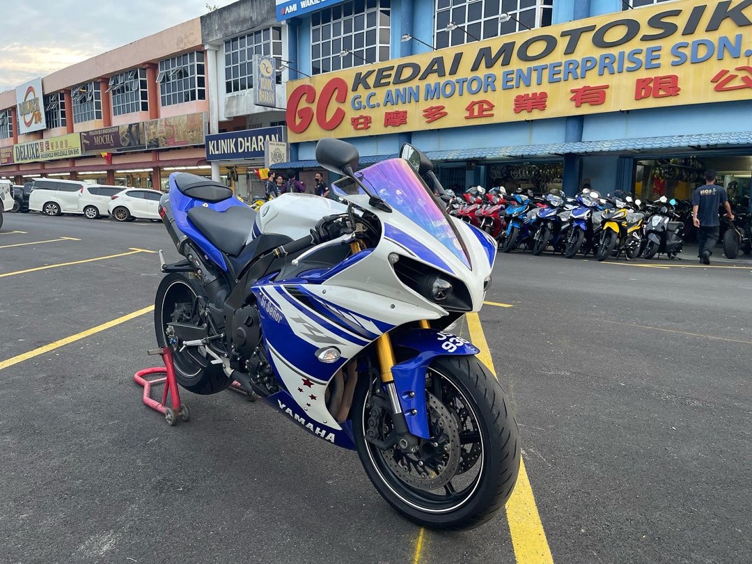 Yamaha clearance r1 tcs