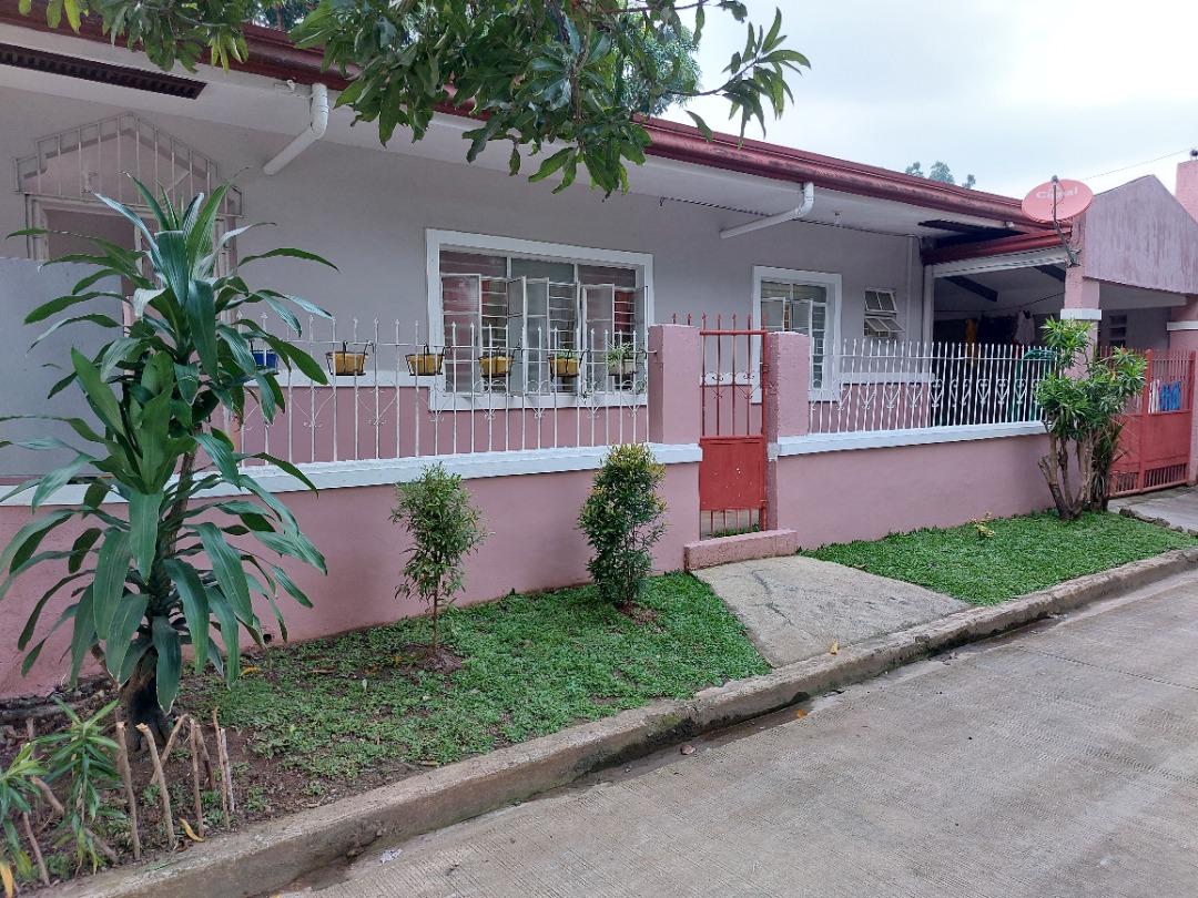 3 Bedroom Bungalow, Corner lot (Category: House & Lot) located in Caloocan City. Submitted by Gerry2022x (Listing ID 1183555868, Image 1). Description: Aba Homes Subdivision 192 Sq.m. Lot Area, 70 Sq.m. Floor Area Near Vista Mall, Antipolo Doctor's Hospital, Mcdonald, SM Hypermarket, Jollibee, Rizal Public Market 2 Basketball Courts Plenty of Open space Send SMS at 0918 2266396 or E-mail at geronimoroxas@yahoo.com.