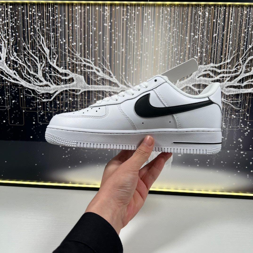 Nike air force 1 07 42.5 hot sale