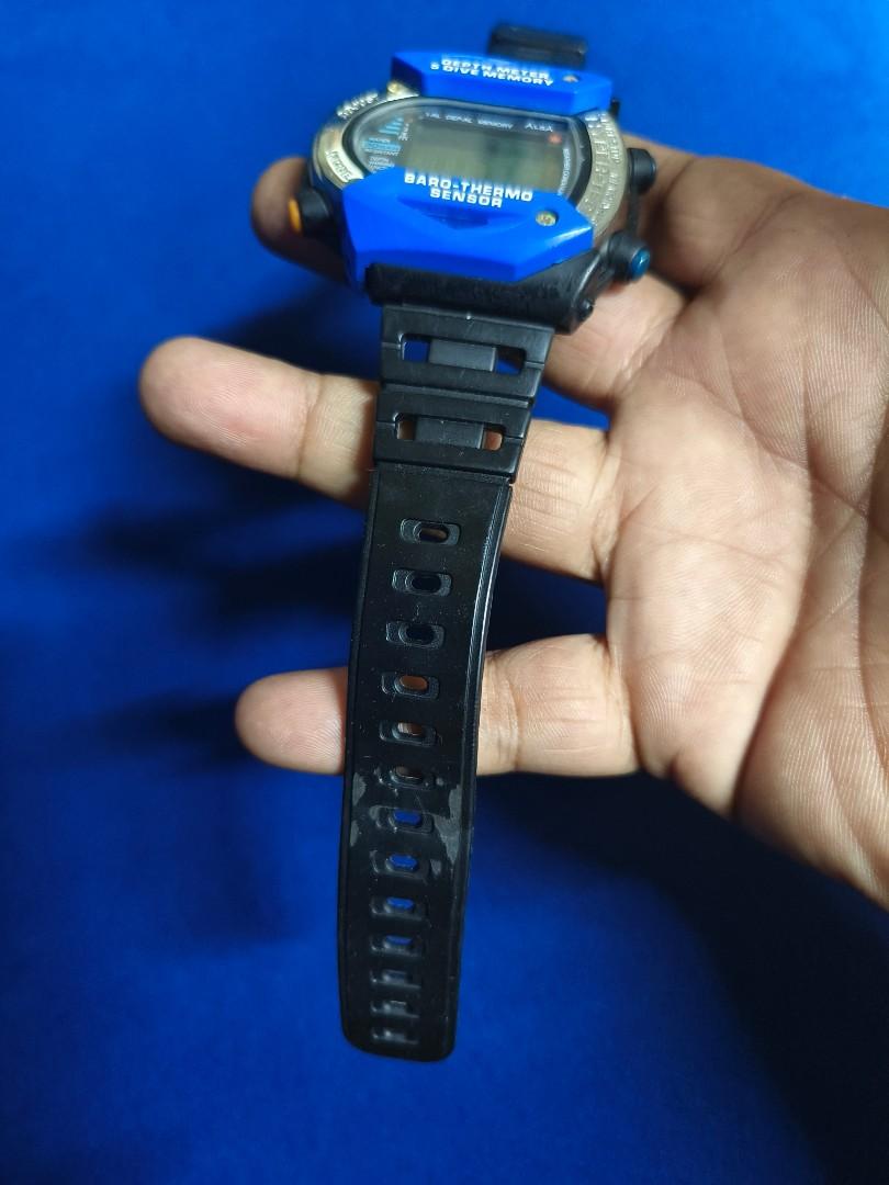alba hyper tech w760-4a10, Men's Fashion, Watches & Accessories