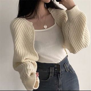 (Category: ) located in . Submitted by huiithrift (Listing ID 1183434984, Image 1). Description: .