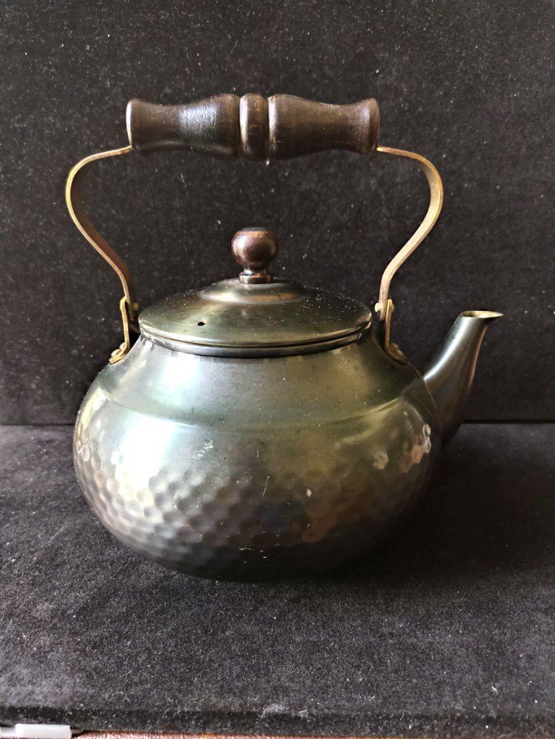 Burnished Copper Kettle (Category: Cookware & Accessories) located in Davao. Submitted by papa1919 (Listing ID 1146081630, Image 2). Description: Rare & collectible. No dents or dings, only some minor scratches..