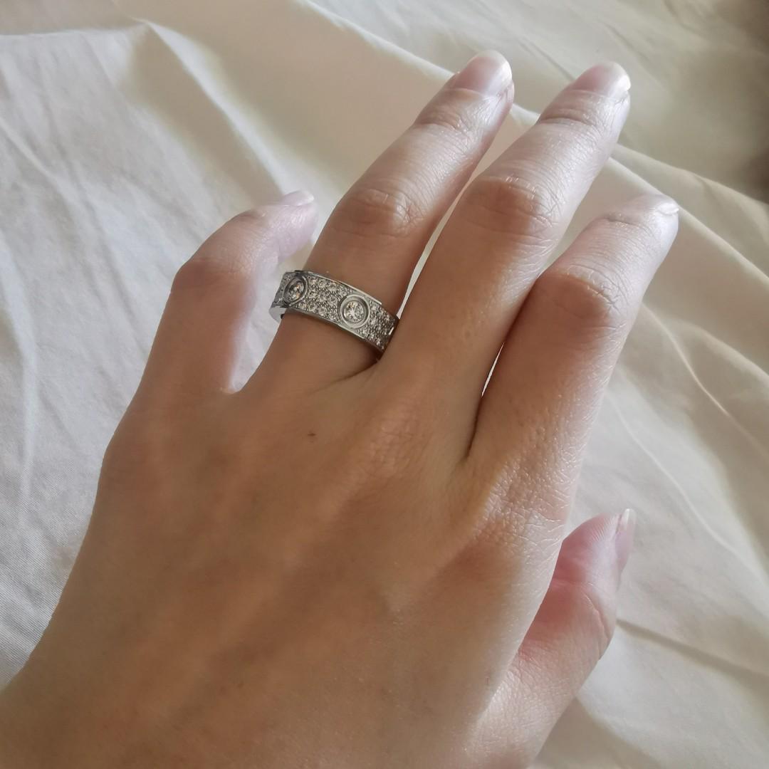 Love ring pave clearance