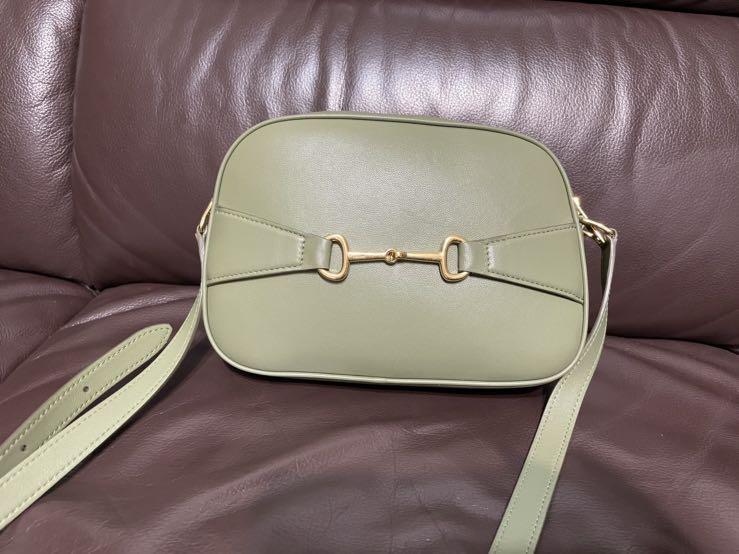 CELINE Camera Bag light khaki, 名牌精品, 精品包與皮夾在旋轉拍賣