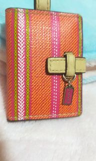 (Category: ) located in . Submitted by bagsthrifted.com (Listing ID 1183642551, Image 1). Description: .
