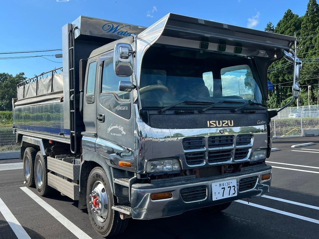Dump truck Isuzu giga 6wf1 class A (Category: Heavy Vehicles) located in Manila. Submitted by samansubic (Listing ID 1183648025, Image 1). Description: Guarantee not used in philippines original Japan Surplus Trucks. Quality lower prices NCR documents Quality japan trucks Heavy Equipments We provide all Quality and low prices guarantee Cash or bank financing Dump Trucks/Dropside 6/8/10/12 wheelers Dropside with Crane Wing Van 6/8/10/12 wheelers C