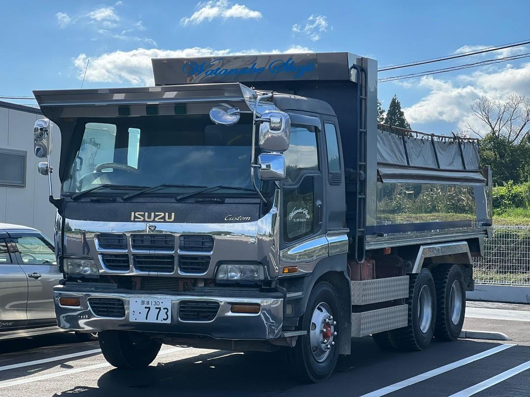 Dump truck Isuzu giga 6wf1 class A (Category: Heavy Vehicles) located in Manila. Submitted by samansubic (Listing ID 1183648025, Image 3). Description: Guarantee not used in philippines original Japan Surplus Trucks. Quality lower prices NCR documents Quality japan trucks Heavy Equipments We provide all Quality and low prices guarantee Cash or bank financing Dump Trucks/Dropside 6/8/10/12 wheelers Dropside with Crane Wing Van 6/8/10/12 wheelers C