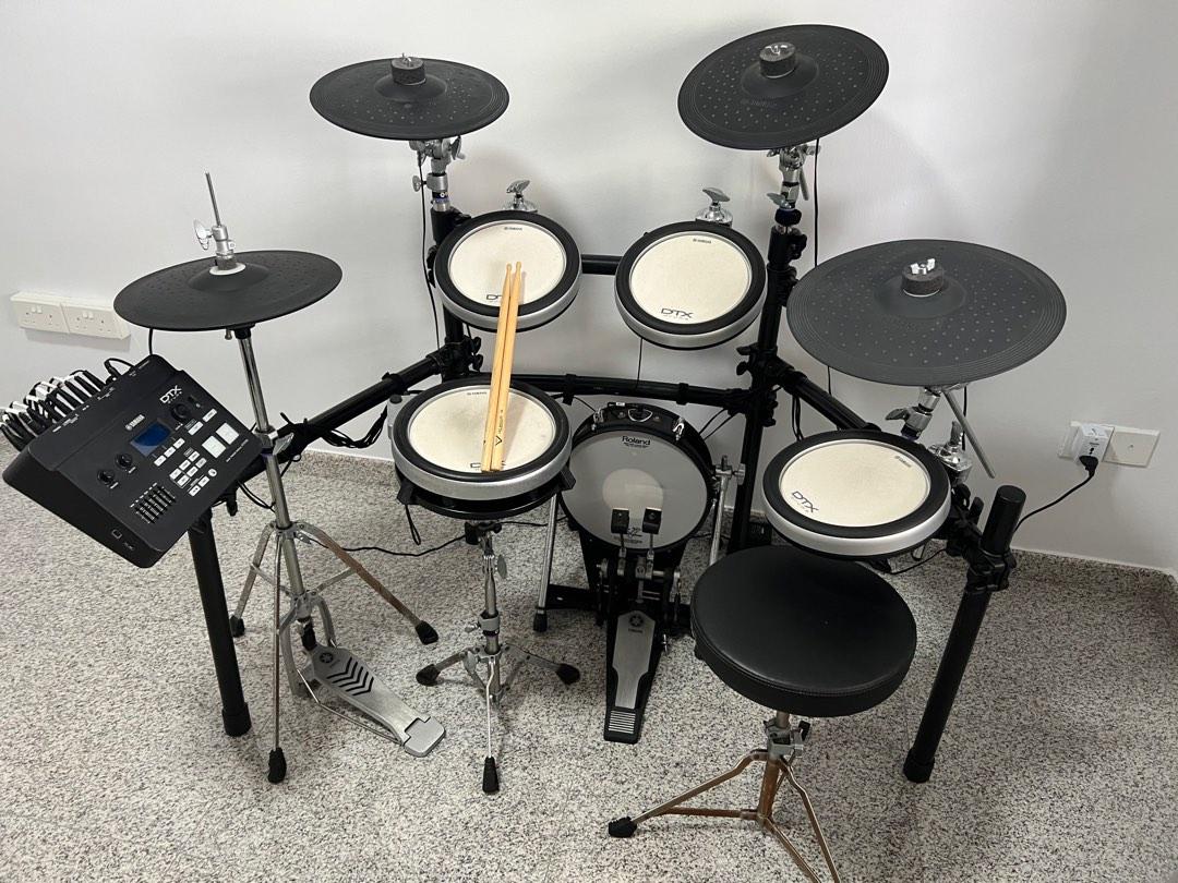 EYamaha dtx 700 with Roland kd120 kick electronic drum