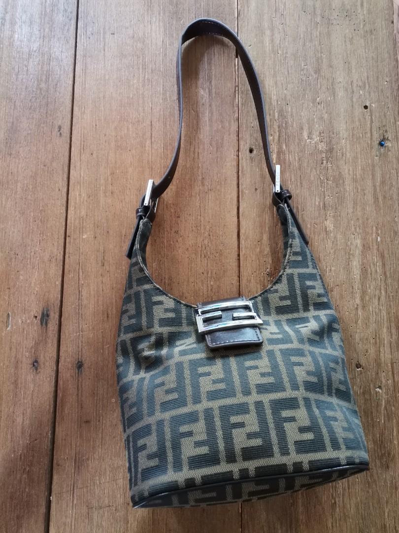 Fendi top baguette croissant