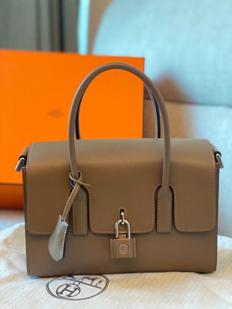Hermes New Drag 22 8