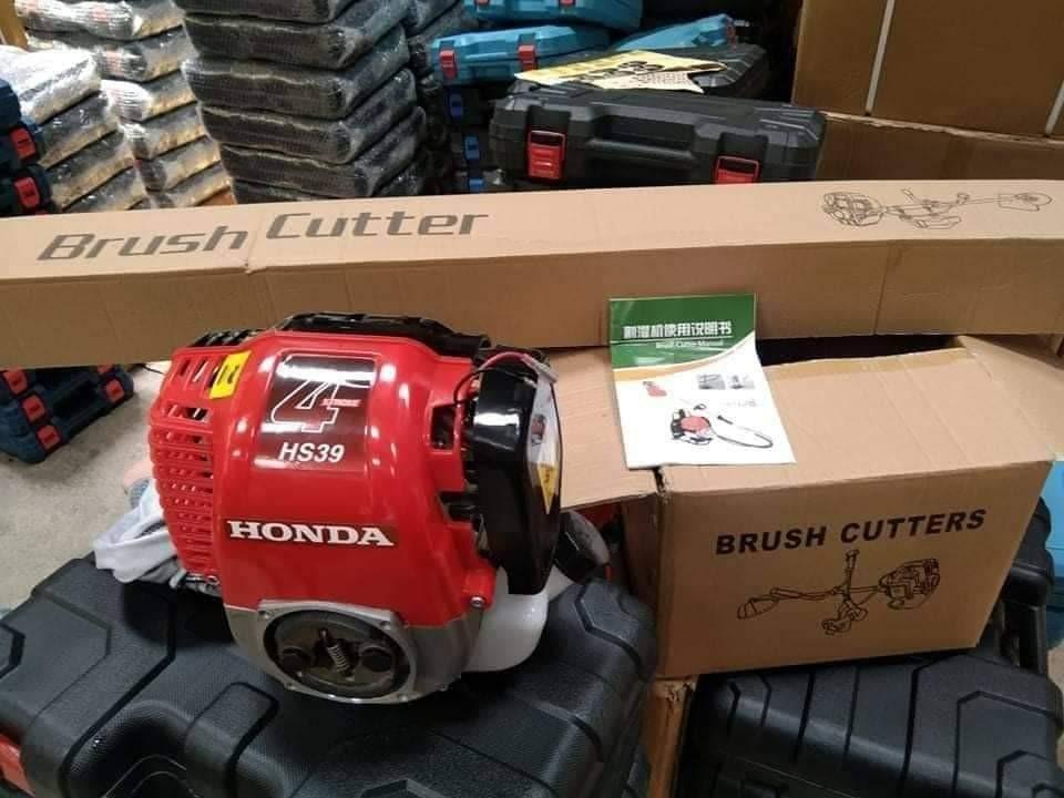 HONDA GRASS CUTTER 4 STROKE (Category: Gardening Tools & Ornaments) located in Valenzuela. Submitted by eliezer19 (Listing ID 1183547197, Image 3). Description: ndnew W/warranty Heavy duty Good QUALITY Free shipping nationwide Pm me for fast transactions.