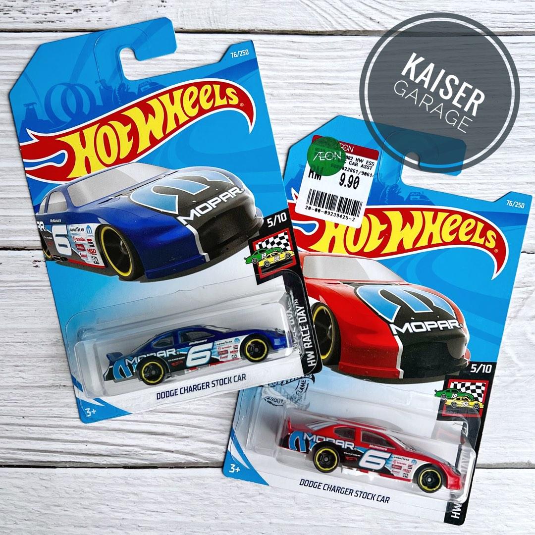 Hot Wheels COMBO 2PCS Dodge Charger Stock Car MOPAR Hobbies