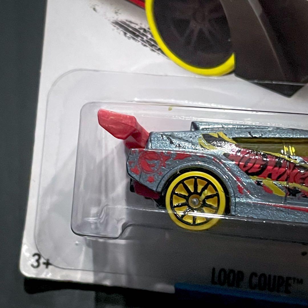 Hot Wheels Loop Coupe (2014 Treasure Hunt), Hobbies & Toys, Toys ...