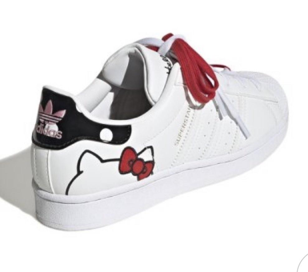 ⚡️FLASH SALE⚡️Ready stock! Japan 🇯🇵 Adidas superstar Hello