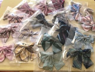 日本jk領結領帶 日本制服校服領結 jk領花領結小物 斜角平角波點純色領結  jk制服恤衫 日本水手服 jk水手服 日制校供 日本校服 jk制服 jk水手服 日系制服 日本學校校服 Polo衫 女子高中生校服 jk百褶裙 格子裙 水手服基礎款 白三本水手服64216419949953110