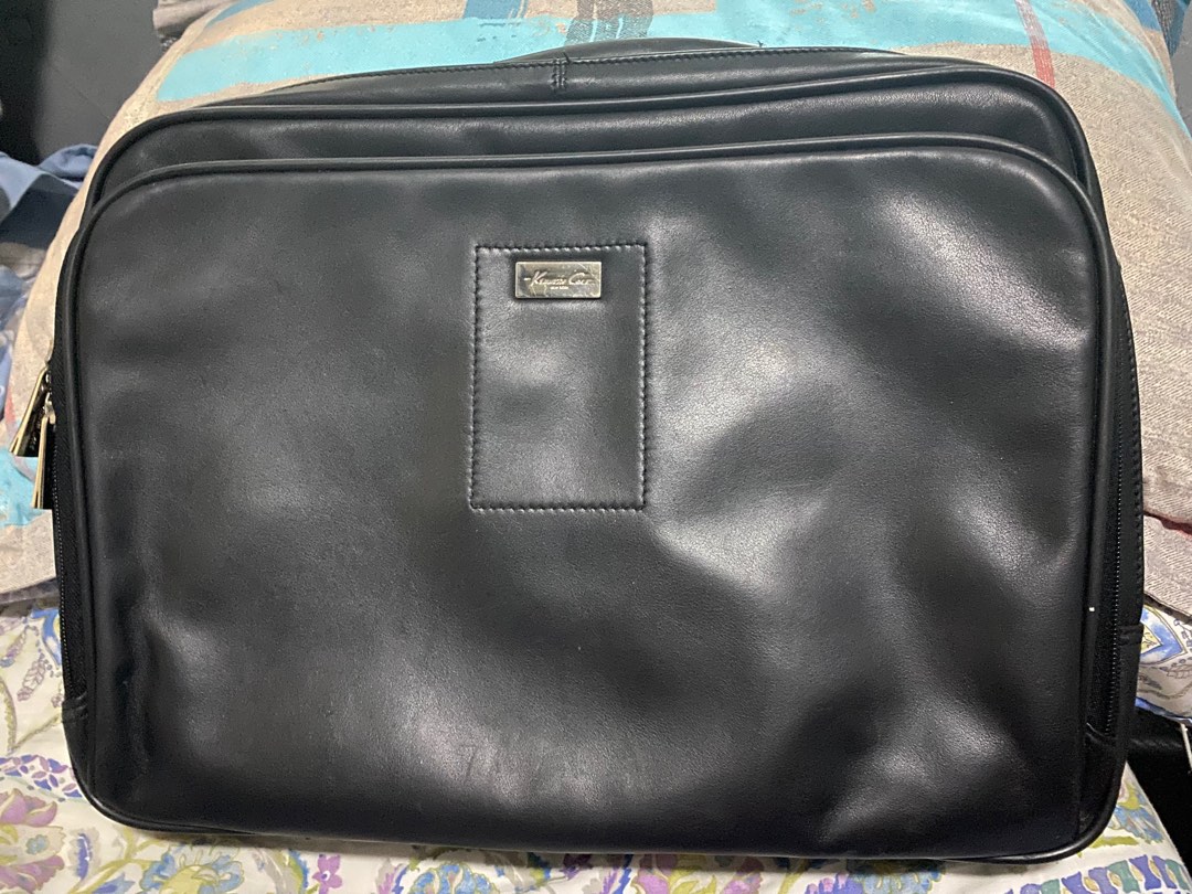 Cole Messenger bag, Men's Fashion, Bags, Briefcases on Carousell