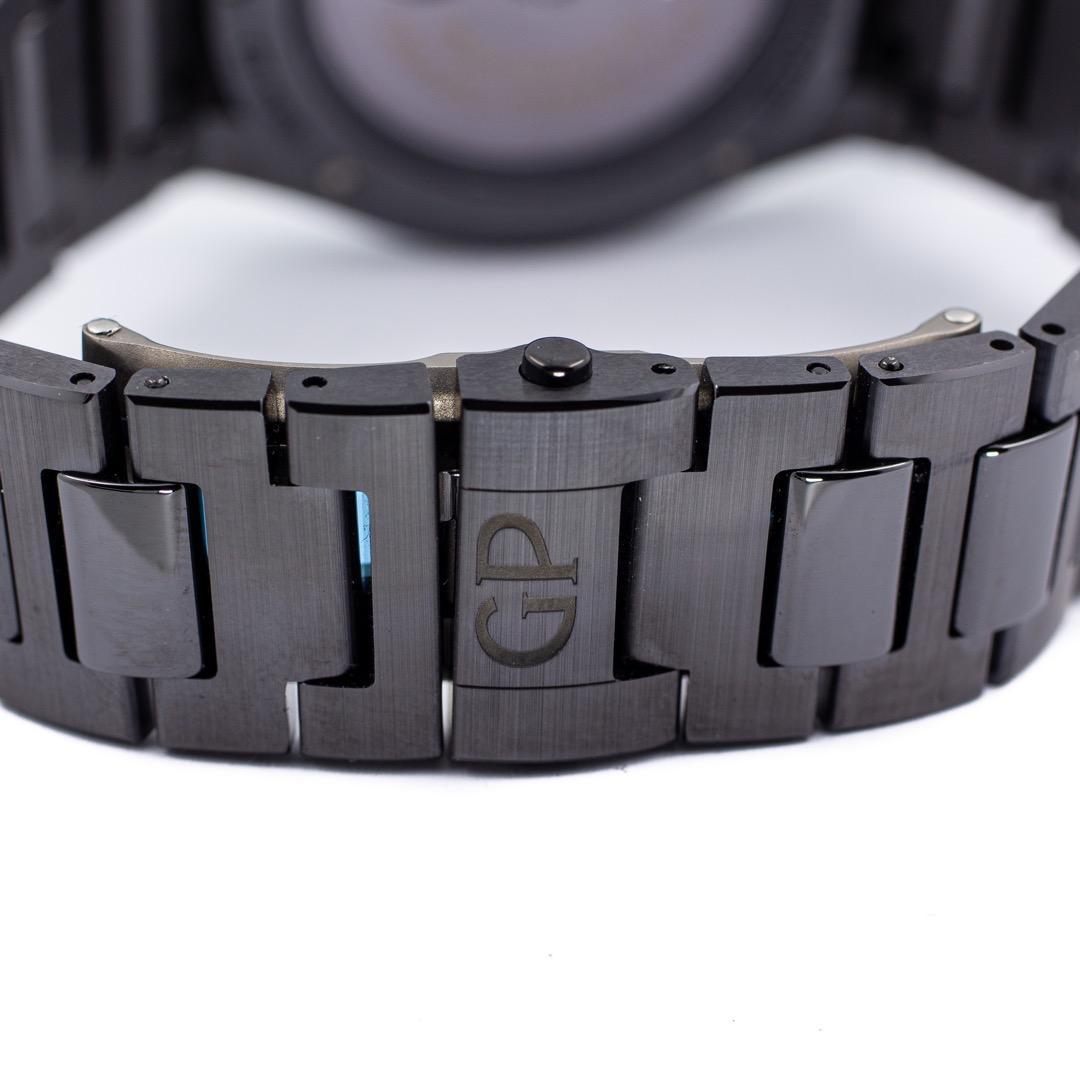 Like New Girard Perregaux Laureato 42mm Ceramic Ref: 81010-32-631-32A ...